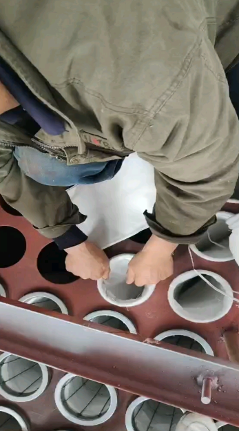 ������Ա����ʹ��ˮƽ�Ǽ�鲼�������������ˮƽ��