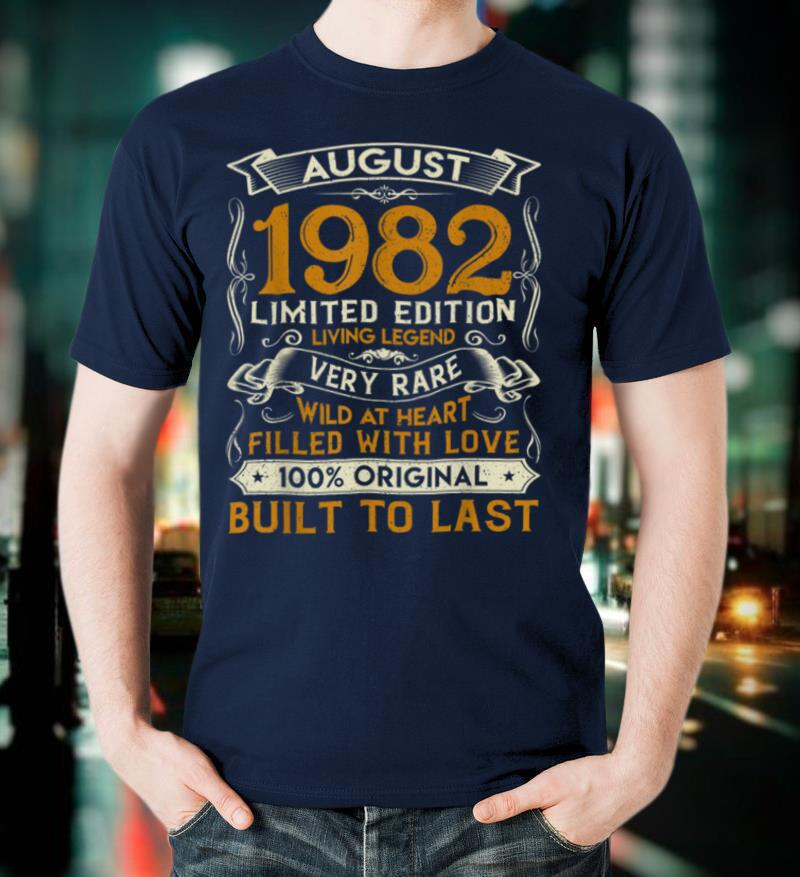 August 1982 Shirt 38 Years Old 38th Birthday Gifts T-Shirt