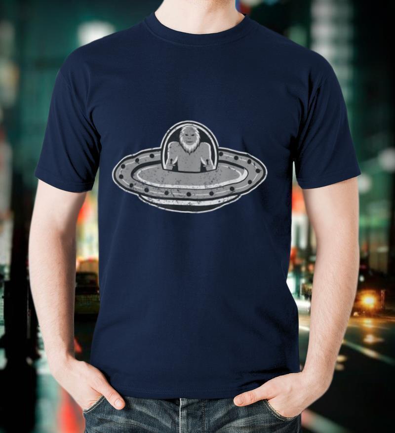 Bigfoot T Shirt, I Believe Bigfoot Shirt, Mens Sasquatch UFO T Shirt
