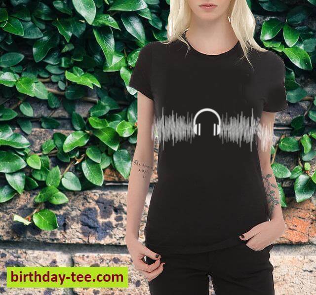 Sound Engineer Audio Wave Audio Engineer Music Lover Gift T-Shirt