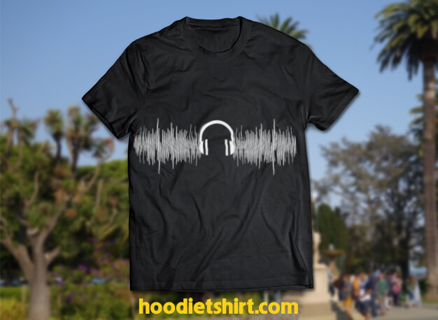 Sound Engineer Audio Wave Audio Engineer Music Lover Gift T-Shirt